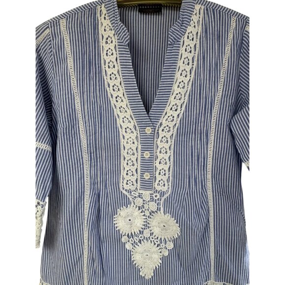 Kanishka Blue and White Striped Cotton Lace‎ Accent Tunic - Picture 3 of 7
